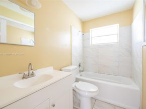 2900 N 73rd Ave, Hollywood FL 33024
