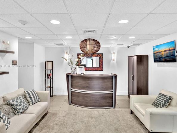 650 West Ave 1605, Miami Beach FL 33139