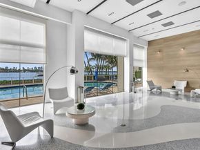 650 West Ave 1605, Miami Beach FL 33139