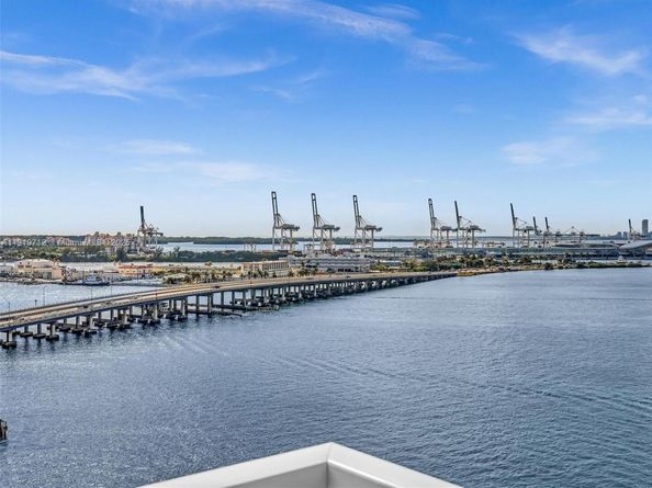 650 West Ave 1605, Miami Beach FL 33139