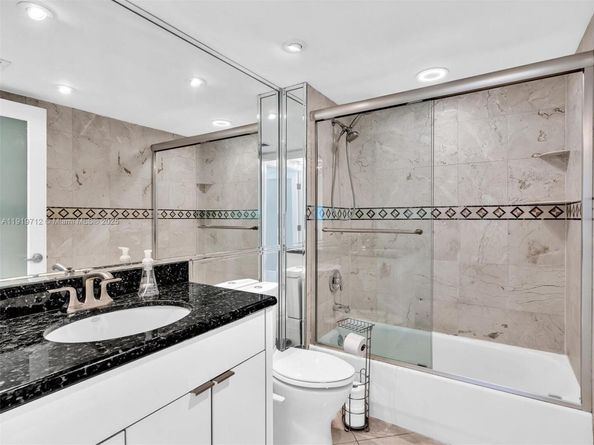 650 West Ave 1605, Miami Beach FL 33139