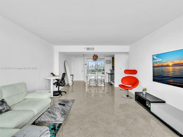 650 West Ave 1605, Miami Beach FL 33139