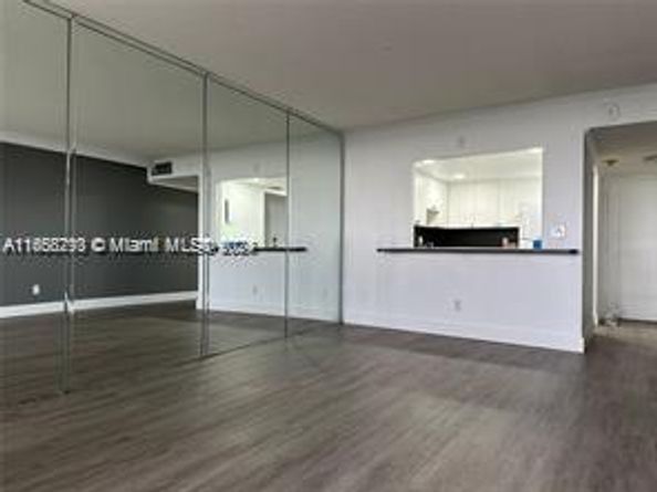 13499 Biscayne Blvd 801, North Miami FL 33181