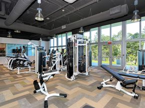 16385 Biscayne Blvd 1205, North Miami Beach FL 33160