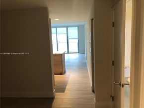 16385 Biscayne Blvd 1205, North Miami Beach FL 33160
