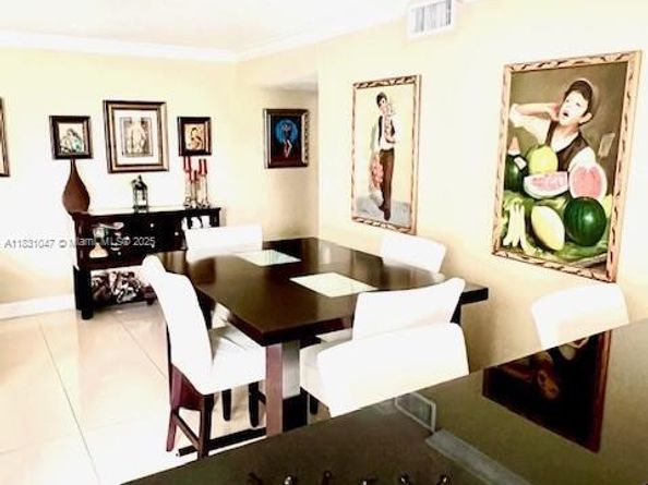 3552 Magellan Cir 122, Aventura FL 33180