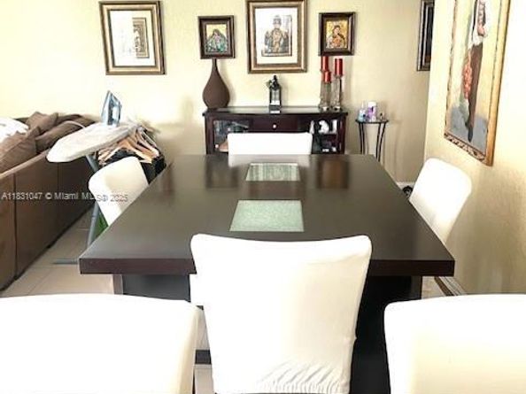 3552 Magellan Cir 122, Aventura FL 33180