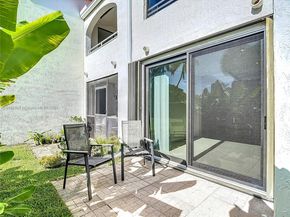 3552 Magellan Cir 122, Aventura FL 33180
