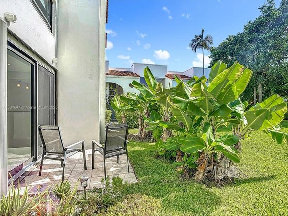 3552 Magellan Cir 122, Aventura FL 33180