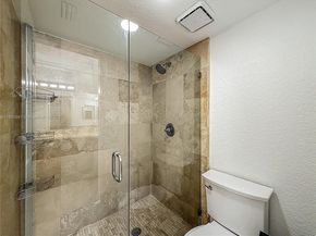 3552 Magellan Cir 122, Aventura FL 33180
