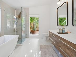 3700 Justison Rd, Miami FL 33133