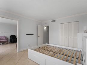 2030 S Ocean Dr 1710, Hallandale Beach FL 33009