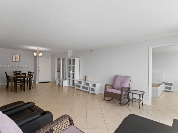 2030 S Ocean Dr 1710, Hallandale Beach FL 33009