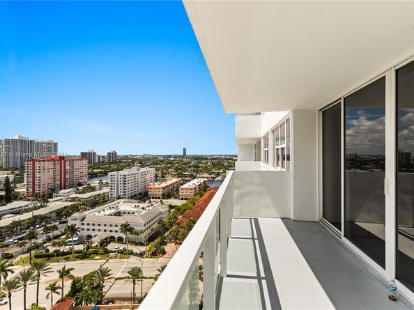 2030 S Ocean Dr 1710, Hallandale Beach FL 33009
