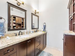 4945 SW 34th Ter, Hollywood FL 33312