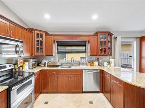 4945 SW 34th Ter, Hollywood FL 33312