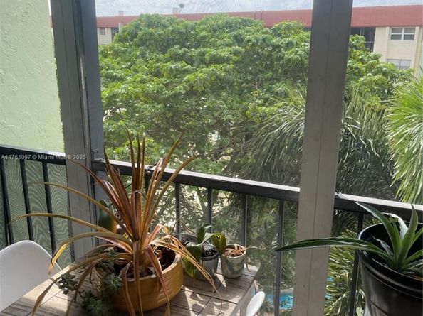 5300 NE 24th Ter 512C, Fort Lauderdale FL 33308
