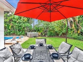 1577 NE 48th Ct, Oakland Park FL 33334