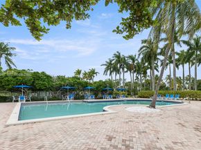 1511 NW 168th Ave, Pembroke Pines FL 33028