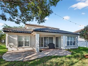 1511 NW 168th Ave, Pembroke Pines FL 33028