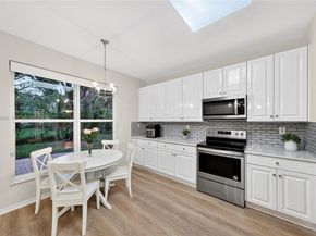 1511 NW 168th Ave, Pembroke Pines FL 33028