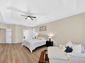 1511 NW 168th Ave, Pembroke Pines FL 33028