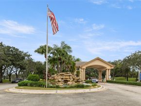 1511 NW 168th Ave, Pembroke Pines FL 33028