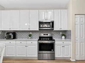 1511 NW 168th Ave, Pembroke Pines FL 33028