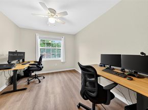 1511 NW 168th Ave, Pembroke Pines FL 33028