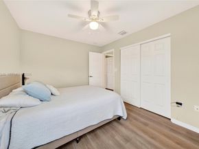 1511 NW 168th Ave, Pembroke Pines FL 33028