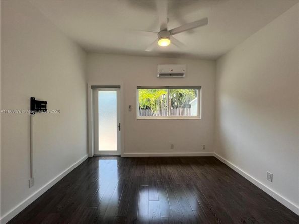 1904 NE 26th Dr, Wilton Manors FL 33306