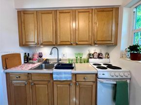 1904 NE 26th Dr, Wilton Manors FL 33306
