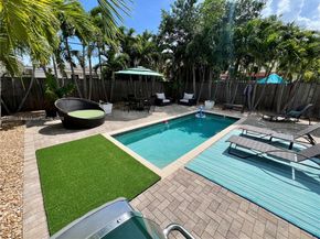 1904 NE 26th Dr, Wilton Manors FL 33306