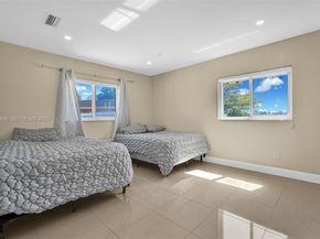 10715 SW 168th Ter, Miami FL 33157