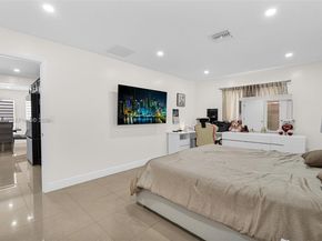 10715 SW 168th Ter, Miami FL 33157