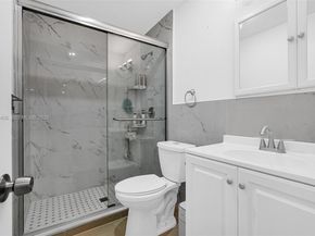 10715 SW 168th Ter, Miami FL 33157