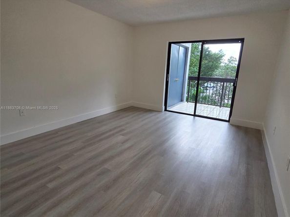 8888 SW 131st Ct 308, Miami FL 33186