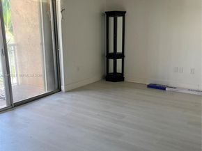 17051 NE 35th Ave 202, North Miami Beach FL 33160