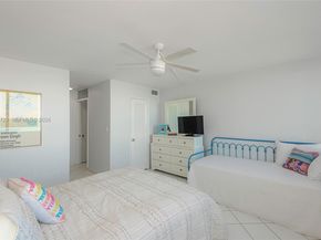 7135 Collins Ave 834, Miami Beach FL 33141