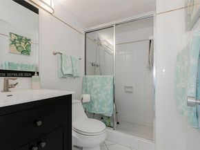 7135 Collins Ave 834, Miami Beach FL 33141