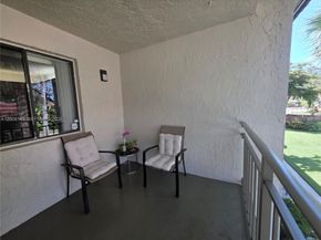 16278 Laurel Dr 202, Weston FL 33326