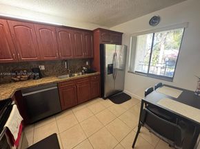 16278 Laurel Dr 202, Weston FL 33326
