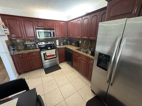 16278 Laurel Dr 202, Weston FL 33326