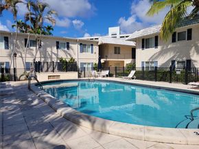 8609 SW 68th Ct 5, Pinecrest FL 33156