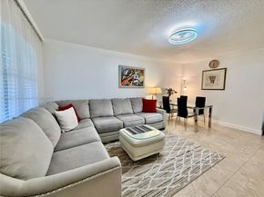 4310 NW 12th Ct 106, Lauderhill FL 33313