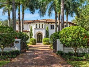 8900 SW 62nd Ct, Pinecrest FL 33156