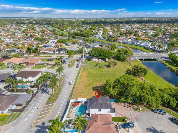 16100 SW 141st Ave, Miami FL 33177