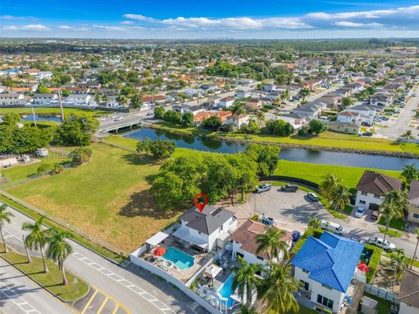 16100 SW 141st Ave, Miami FL 33177