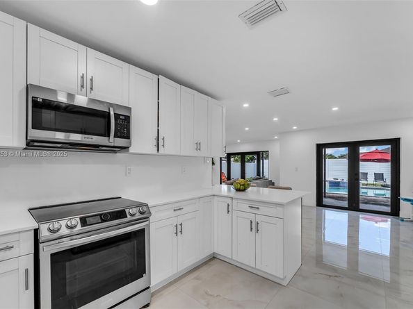 16100 SW 141st Ave, Miami FL 33177