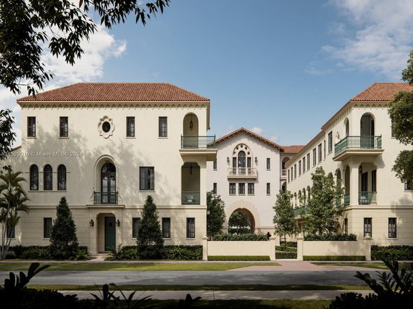 504 Malaga Ave T5, Coral Gables FL 33134